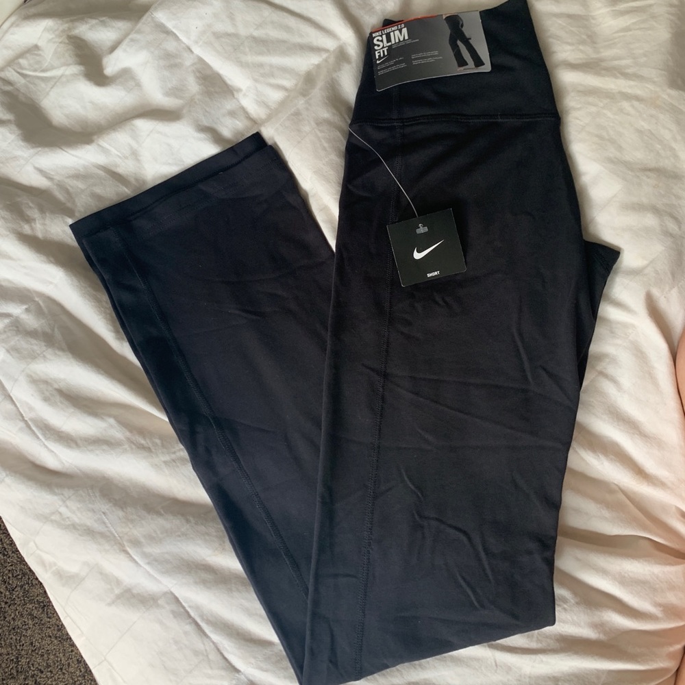 NIKE Legend 2.0 Yoga Pants BRAND NEW